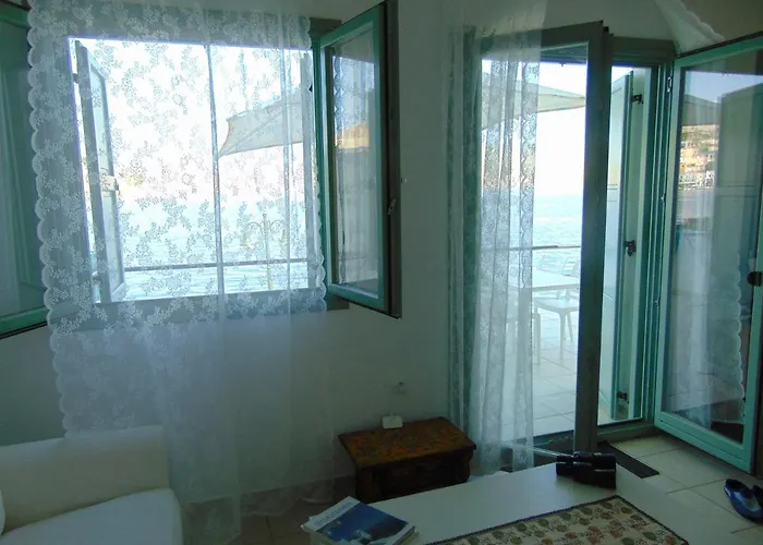 Sea Stars ,villas Danezis *